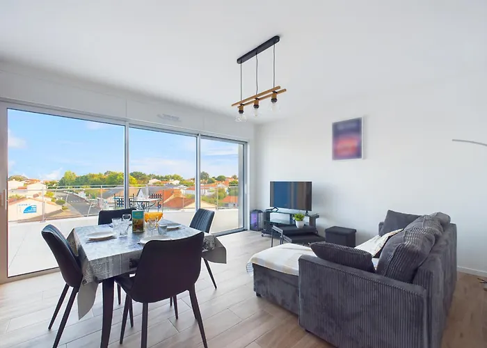 Pour 6 Proche Et Port * Saint-Gilles-Croix-de-Vie